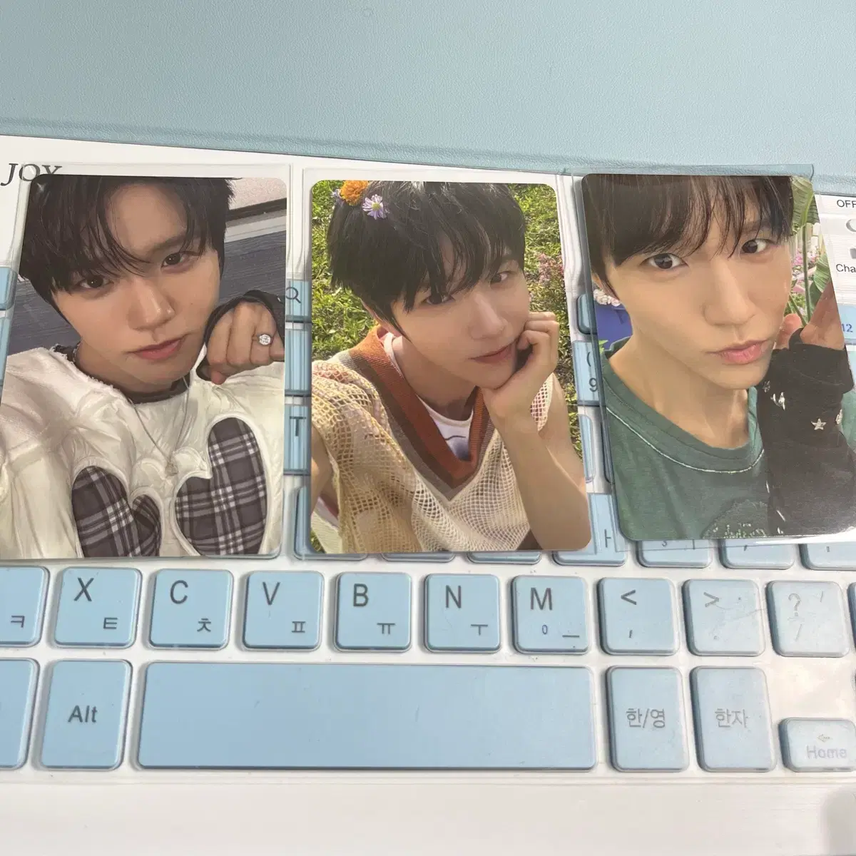 thumbnail-0